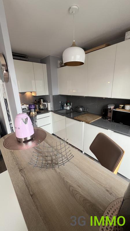 Duplex - 93 m² - 5 pièces