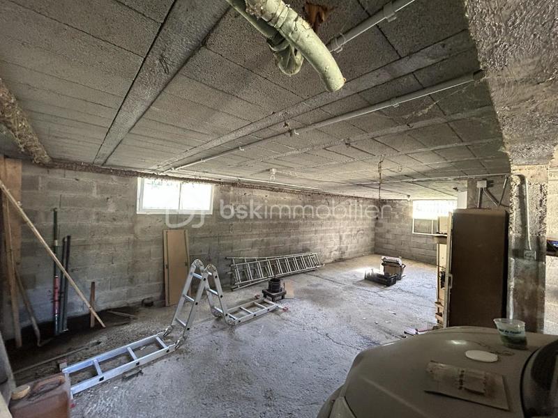 Maison - 122 m² - 7 pièces