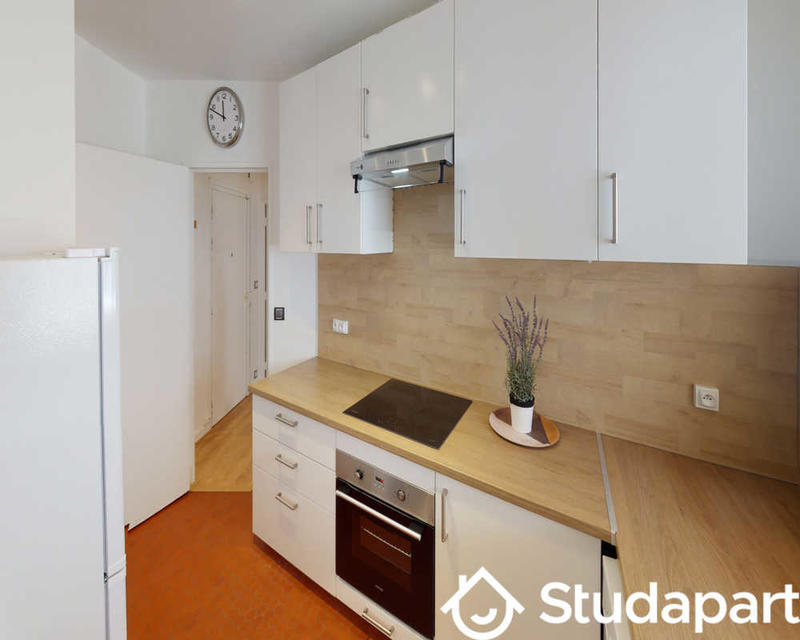 Chambre - 60 m² - 1 pièce