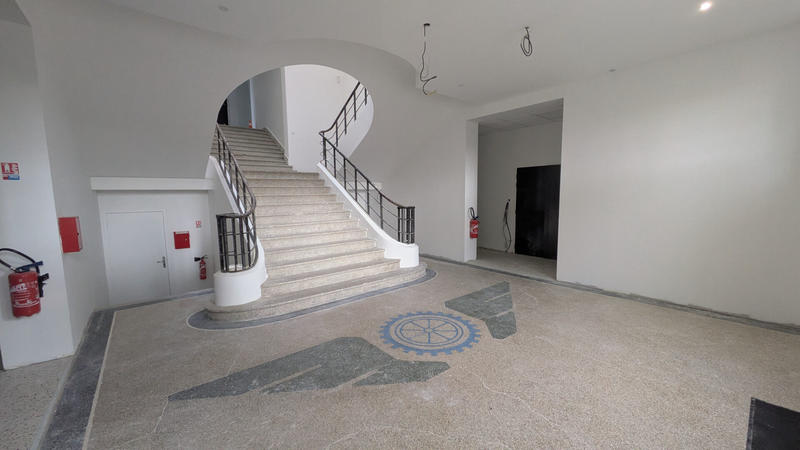 Immeuble - 300 m² - 35 pièces