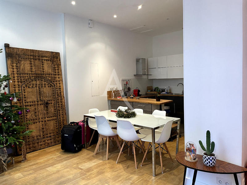 Appartement - 65 m² - 3 pièces