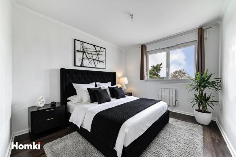 Appartement - 83 m² - 4 pièces