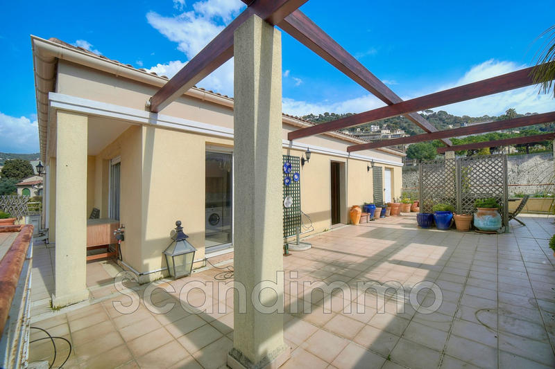 Appartement - 120 m² - 4 pièces