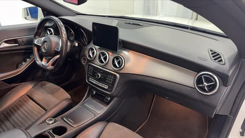 Mercedes Classe Cla I 200 d 136 7g-Dct Fascination - Automatique Toit ouvrant