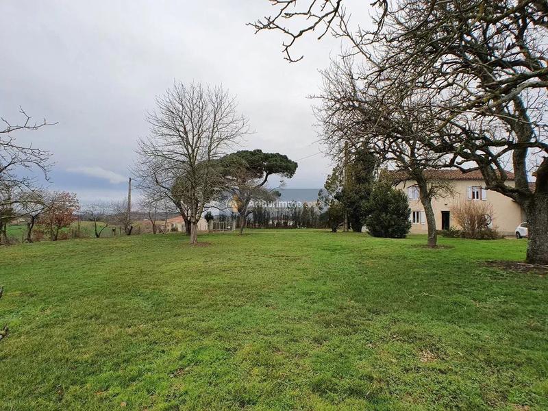 Maison - 170 m² - 5 pièces