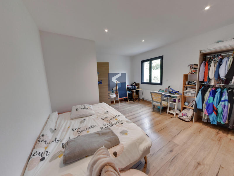 Villa - 120 m² - 5 pièces