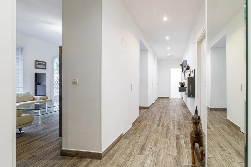 Appartement - 154 m² - 6 pièces