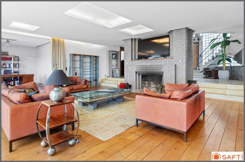 Maison - 464 m² - 14 pièces