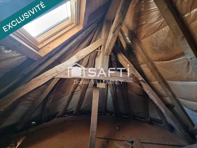 Maison - 750 m² - 16 pièces