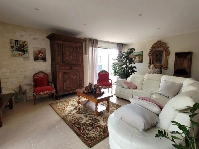 Propriété - 237 m² - 8 pièces