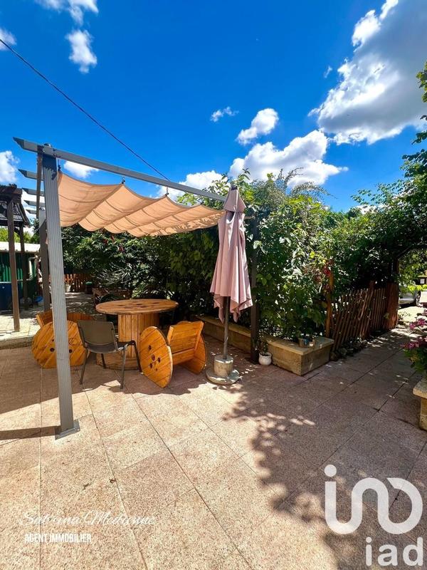 Maison - 94 m² - 5 pièces