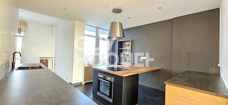Appartement - 182 m² - 6 pièces