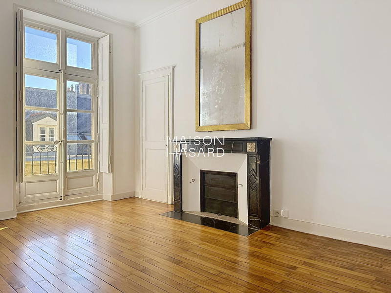 Appartement - 88 m² - 3 pièces