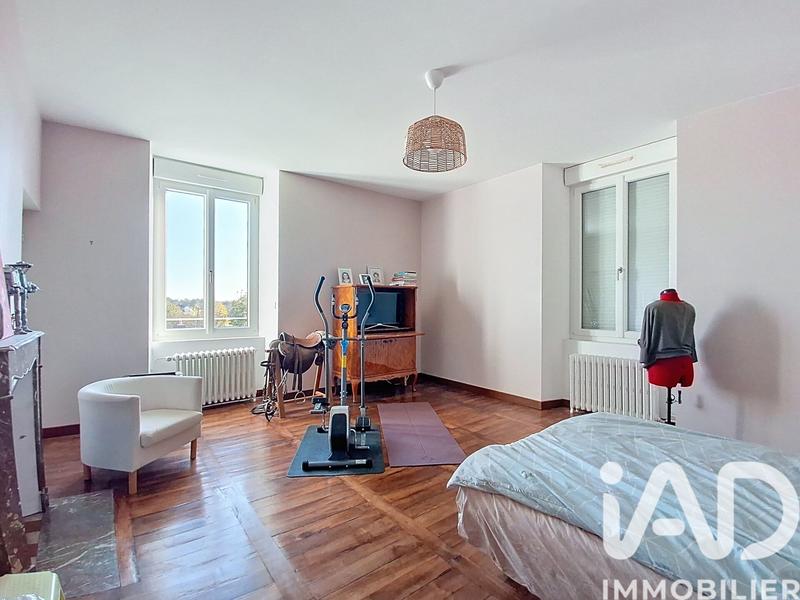 Maison - 317 m² - 11 pièces