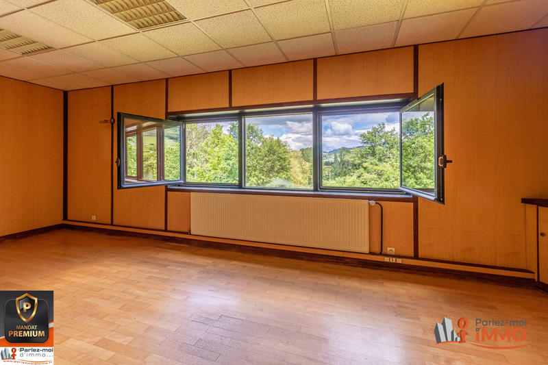 Local d'activités - 760 m²