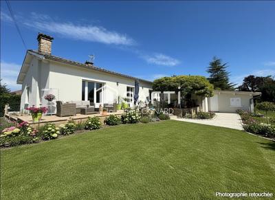 Maison - 138 m² - 5 pièces