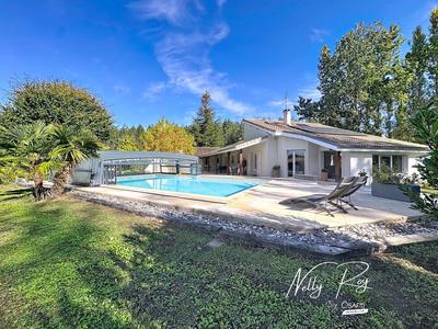 Maison - 163 m² - 7 pièces