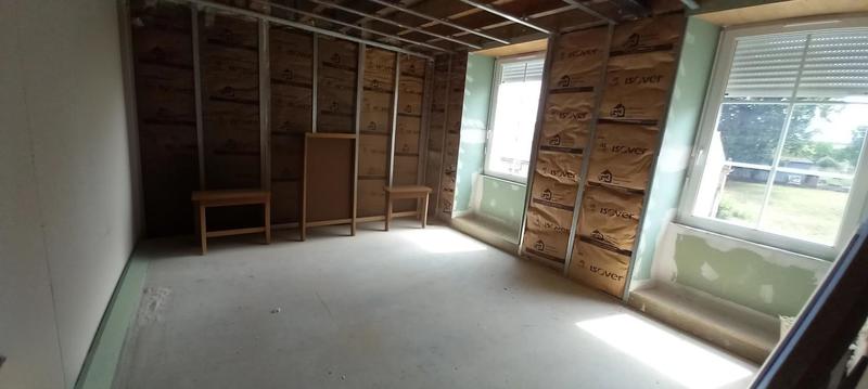 Maison - 235 m² - 9 pièces