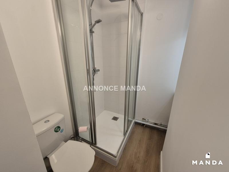 Chambre - 10 m² - 4 pièces