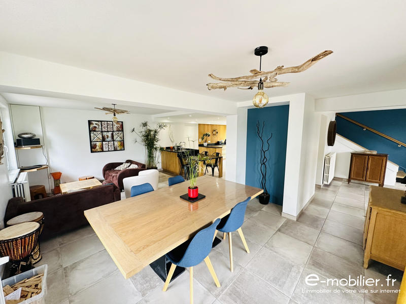 Maison - 156 m² - 6 pièces