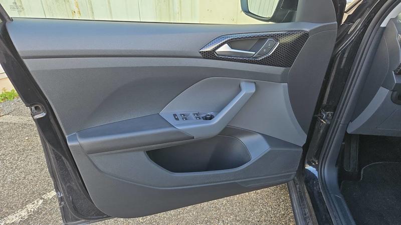 Volkswagen t-Cross 1.0 Tsi 115 Dsg7 Carat - Automatique Entretien constructeur