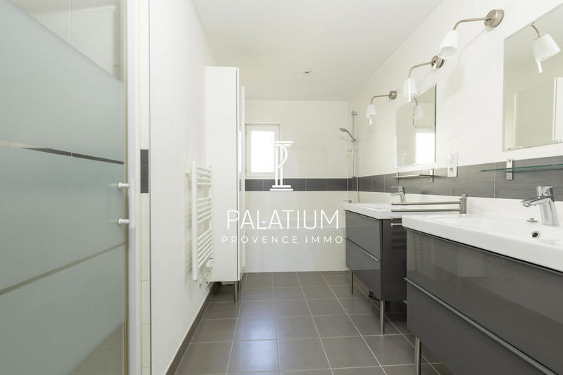 Maison - 137 m² - 5 pièces