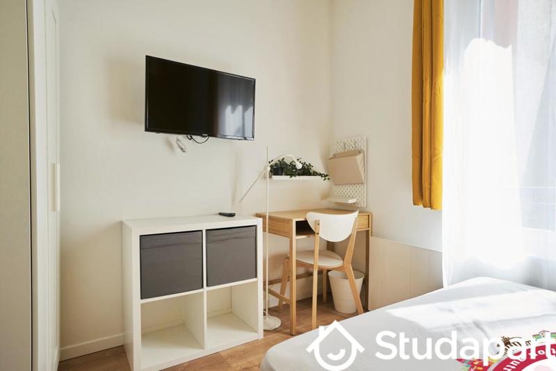 Chambre - 10 m² - 1 pièce