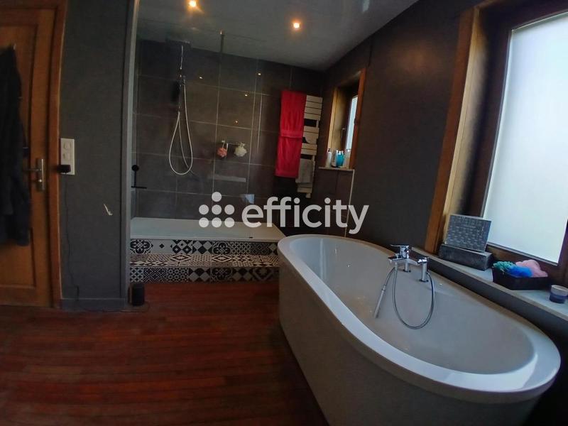 Maison - 142 m² - 5 pièces