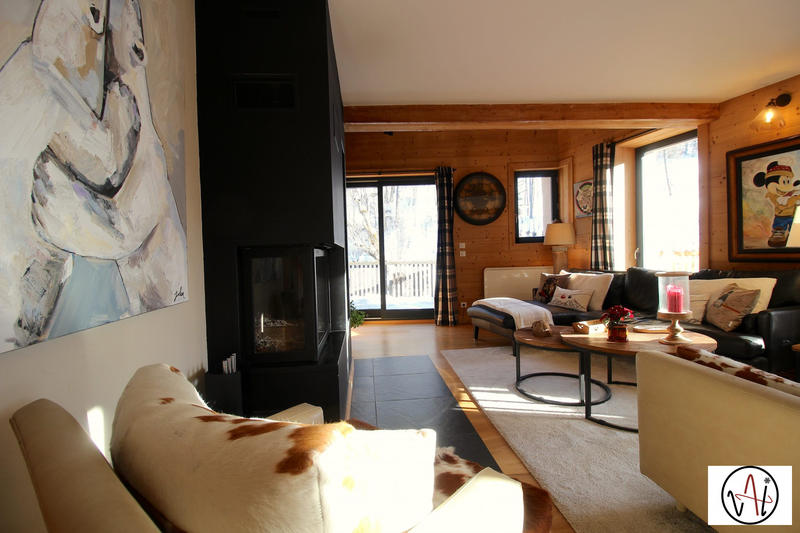 Maison - 168 m² - 9 pièces