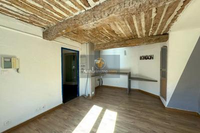 Immeuble - 110 m² - 5 pièces