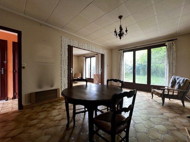 Maison - 104 m² - 5 pièces