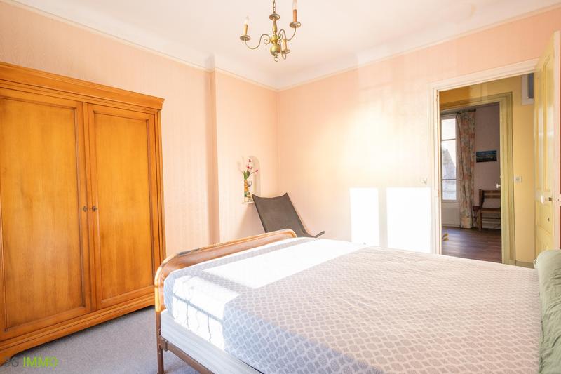 Maison de maîtres - 100 m² - 6 pièces