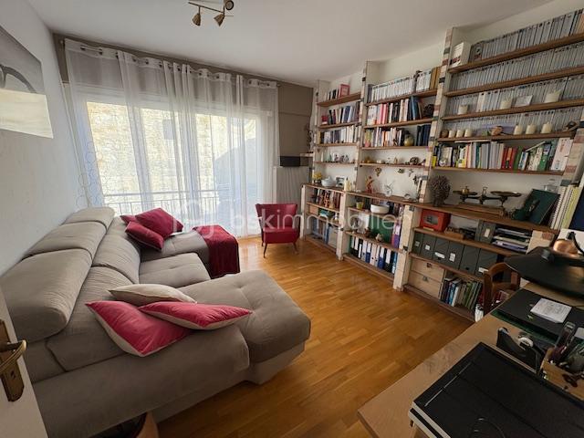 Appartement - 95 m² - 4 pièces