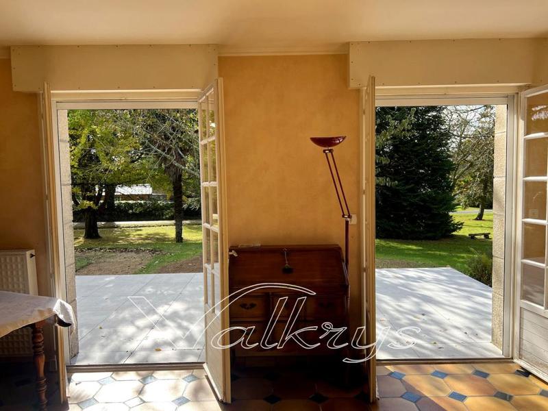 Propriété - 120 m² - 7 pièces