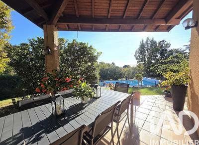 Maison - 176 m² - 6 pièces