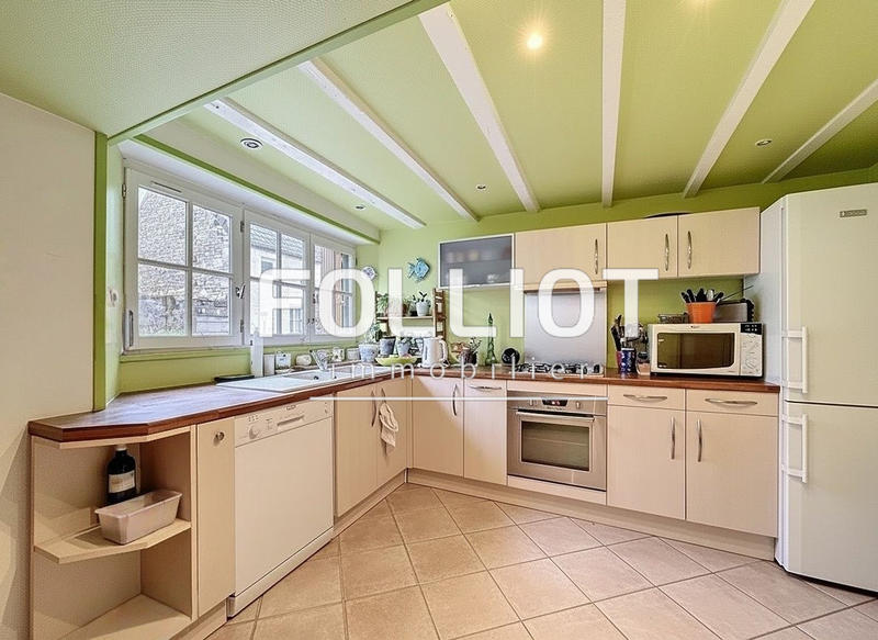 Maison - 140 m² - 5 pièces