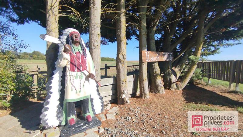 Maison - 351 m² - 18 pièces