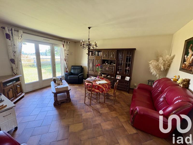 Maison - 93 m² - 5 pièces