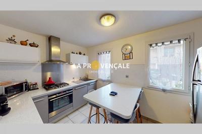 Maison - 81 m² - 4 pièces