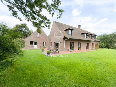 Maison - 241 m² - 7 pièces