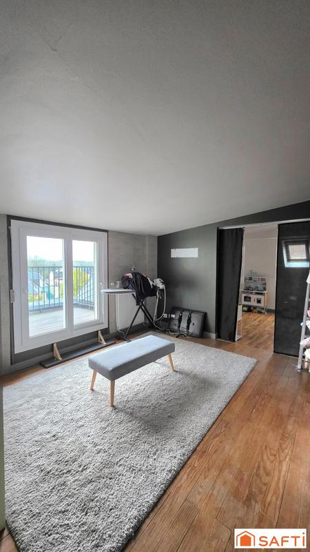 Maison - 180 m² - 7 pièces