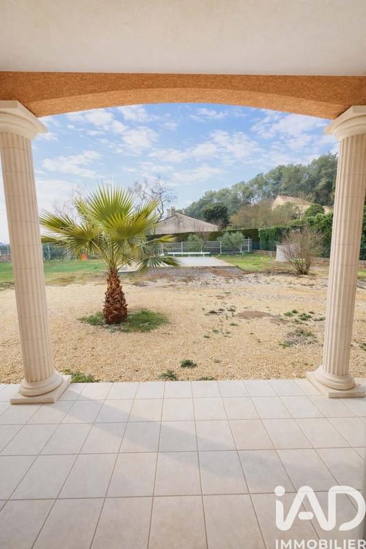 Maison - 219 m² - 6 pièces