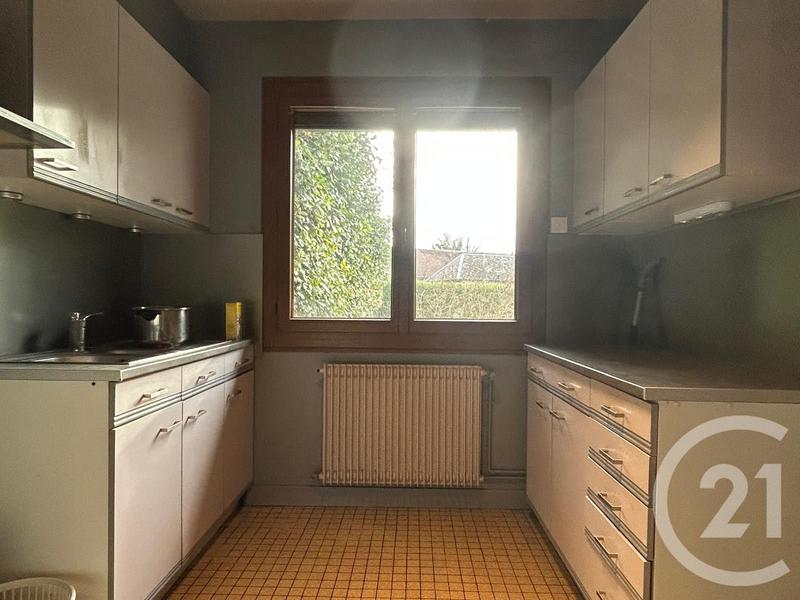 Maison - 83 m² - 5 pièces