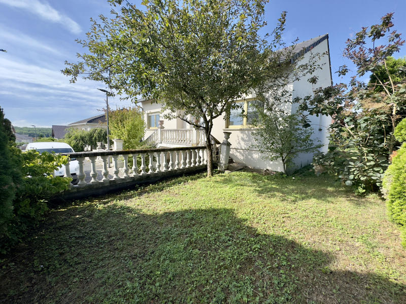 Maison - 160 m² - 8 pièces