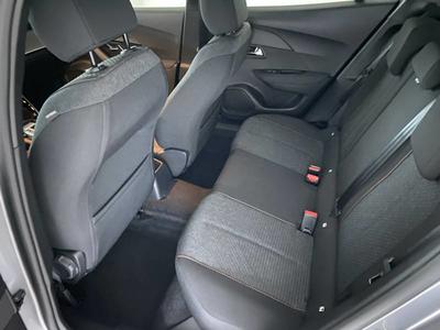 Peugeot 2008 Hybrid 136 e-Dcs6 Style