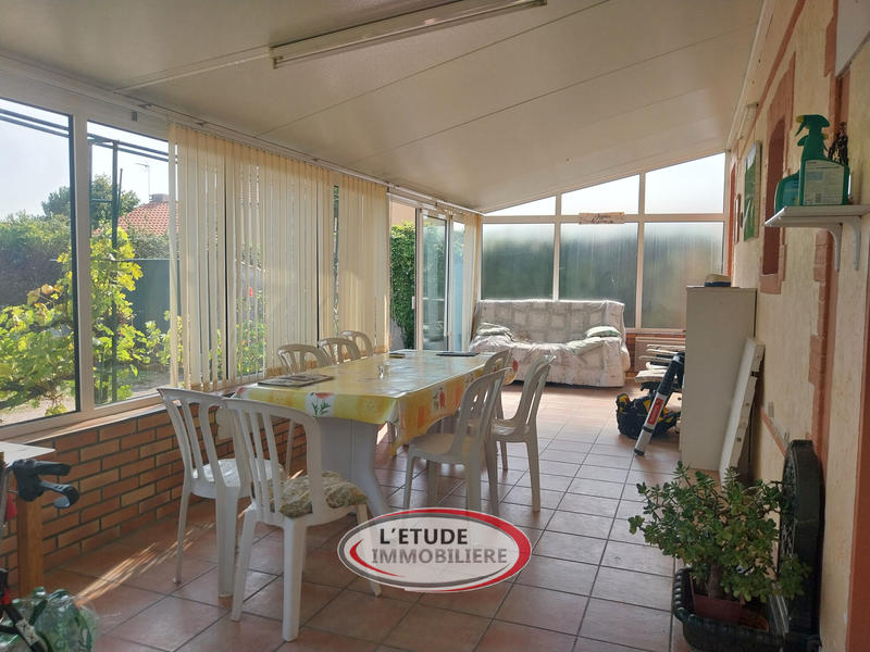 Maison - 225 m² - 9 pièces