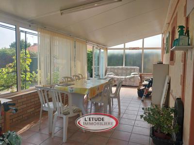 Maison - 225 m² - 9 pièces