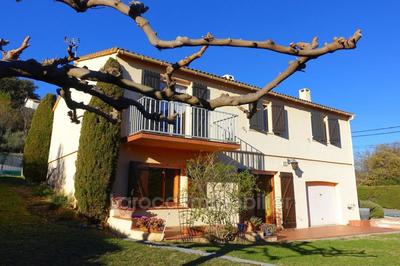 Villa - 122 m² - 6 pièces