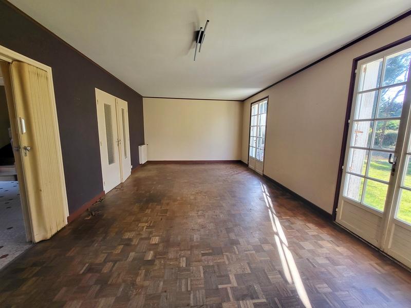 Maison - 161 m² - 9 pièces