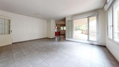 Appartement - 83 m² - 3 pièces